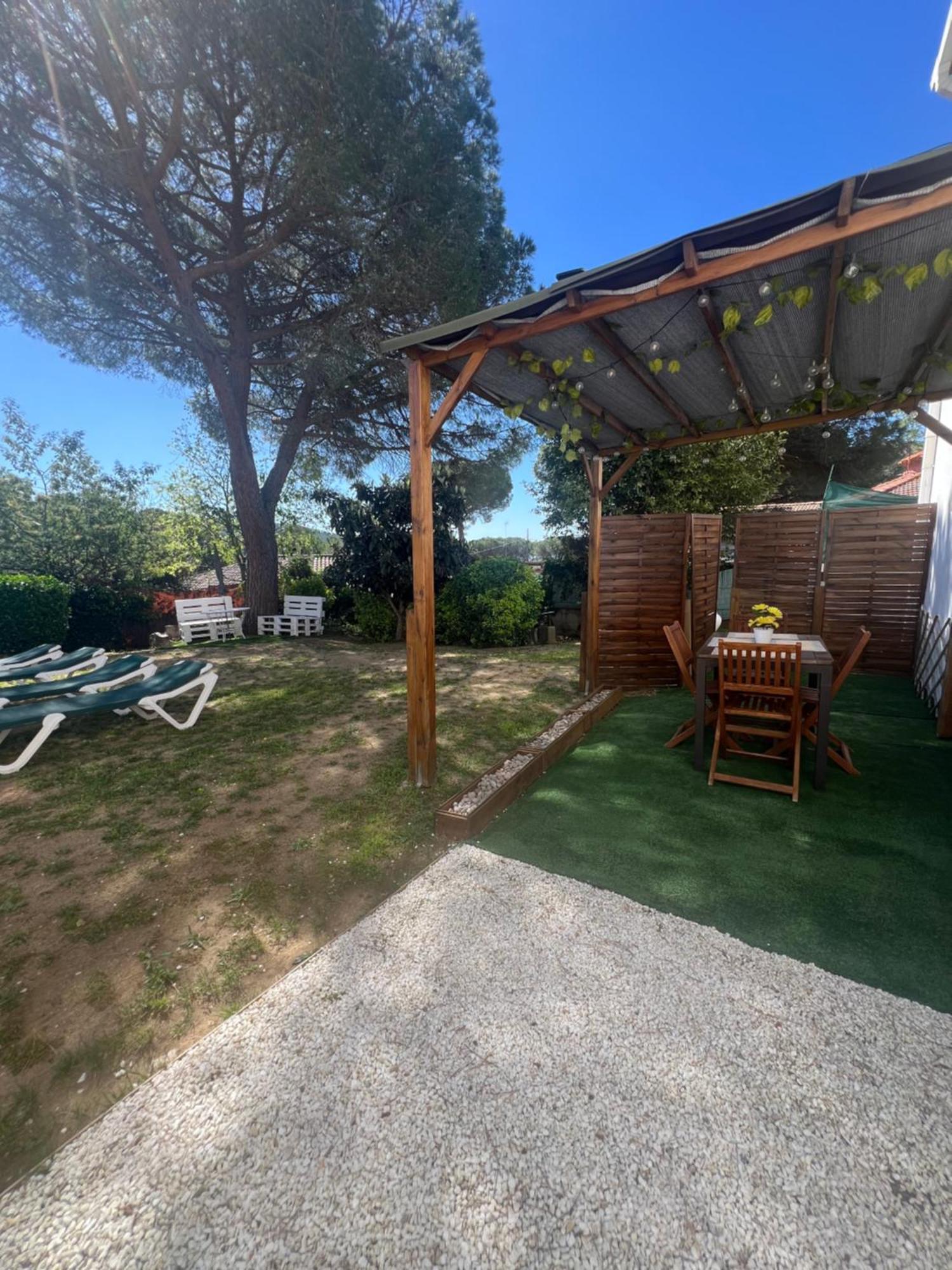 Apartamento Loft, Jardin Y Piscina Privada Romanyá de la Selva Exterior foto